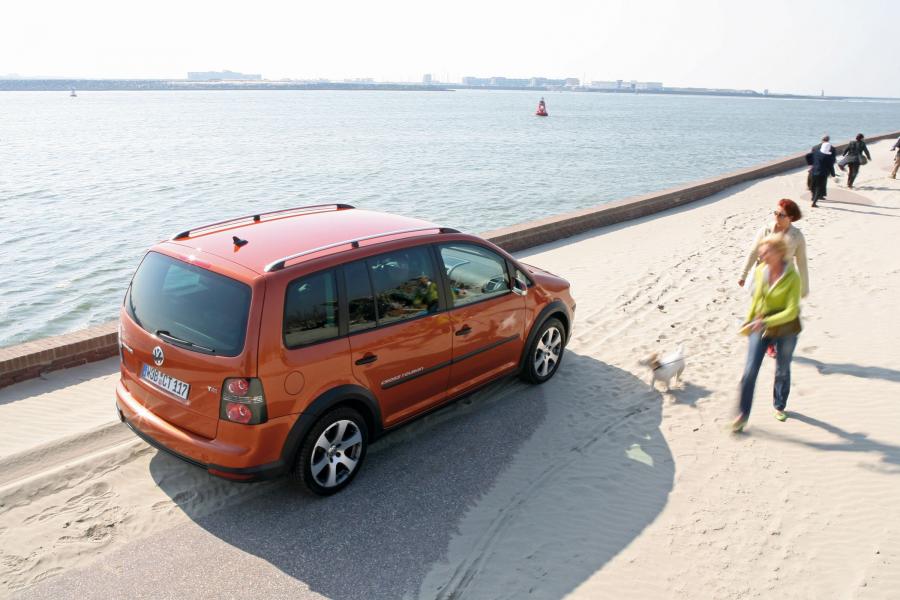  Volkswagen CrossTouran TSI 2007 года  (фото 5 из 46)